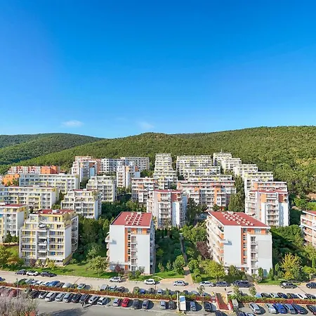 Deluxe In Crown And Imperial * Burgas